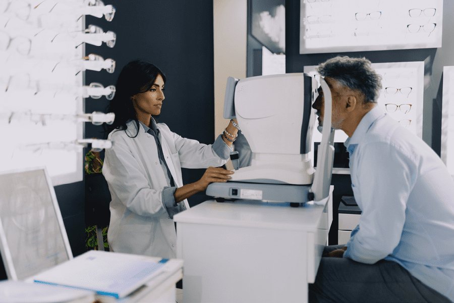 How diabetes affects the eyes