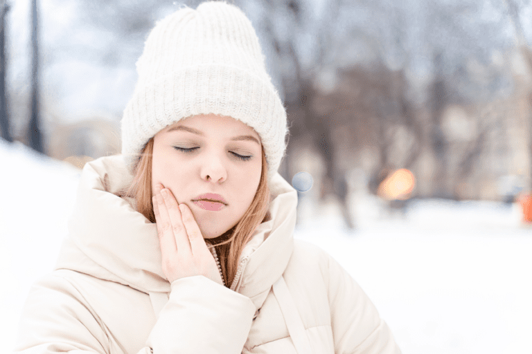 Understanding and managing tooth sensitivity in cold weather